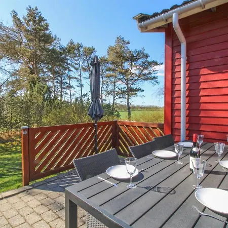 Holiday home Yanne - 400m From The Sea In Ne Jutland By Interhome *