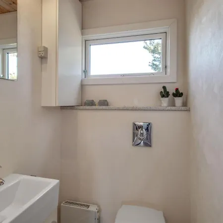 Holiday home Yanne - 400m From The Sea In Ne Jutland By Interhome Hadsund